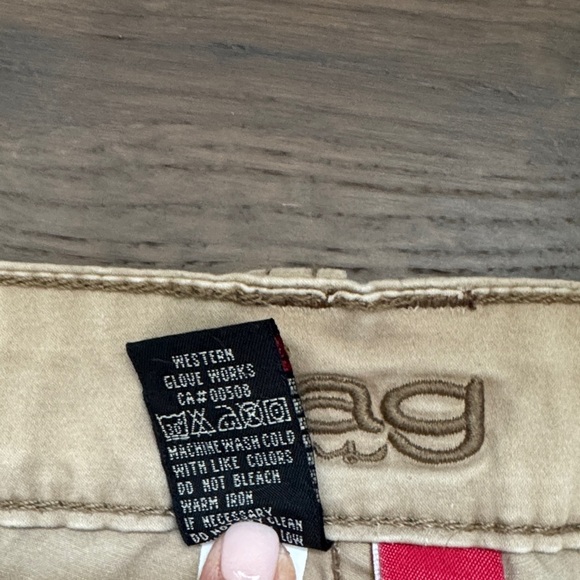 Jag Women's Tan Gaucho Pants - Picture 4 of 11